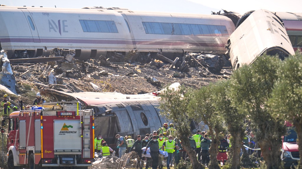 At least 64 killed in train collision on high-speed line in Spain
— Elgin Community news